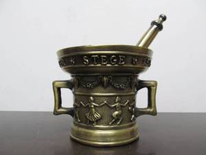 lot 34 image: Vintage Solid Brass Pharmacy Mortar & Pestle Set #3