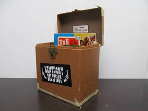 lot 42 image: Vintage 45 Record Case FULL of Old Kids Records Peter Pan etc.