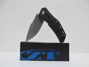 lot 127 image: Great Quality New or Like-New ZERO TOLERANCE Folding Knife