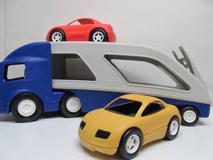 lot 148 image: Nice Condition Large Little Tikes Car Hauler Vehicle Set