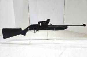 lot 168 image: Working CROSMAN 760 Pumpmaster Air Rifle