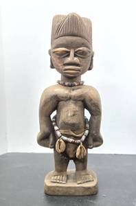 lot 188 image: Excellent Vintage Carved African Yoruba Ibeji Standing Male Figure