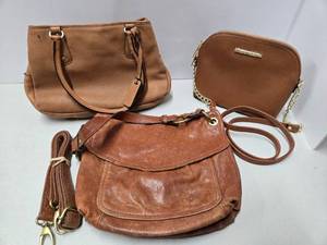 lot 199 image: 3 Leather Designer etc Purses - Including Fossil