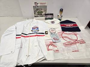 lot 221 image: Lot of Assorted MN TWINS Memorabilia
