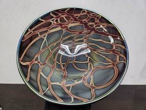 lot 232 image: Lovely Handmade Art Glass Bowl wDisplay Stand
