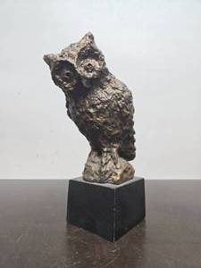 lot 261 image: Signed Brutalist Owl Sculpture