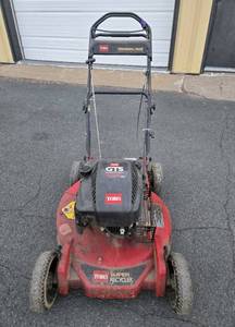 lot 291 image: Working TORO Personal Pace GTS Super Recycle Lawnmower