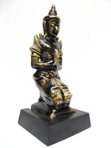 lot 328 image: Vintage Praying Thai Buddha Ceramic Statue Mounted