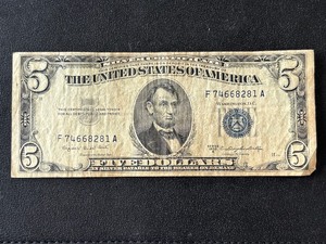 lot 5 image: 1953 B Blue Seal $5 Dollar Silver Certificate