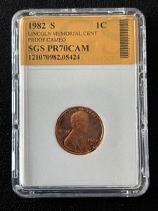 lot 15 image: 1982-S Lincoln Memorial Cent Proof SGS PR70 Cameo