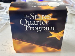 lot 25 image: 15 State Quarter Sets