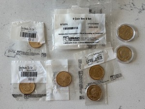 lot 199 image: Sacagawea and Presidential Dollar Coins