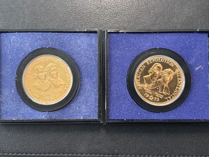 lot 81 image: 1973 Bicentennial Medals
