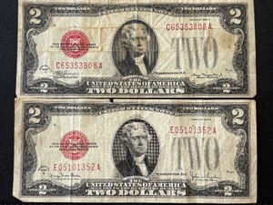 lot 106 image: 1928 D & G Red Seal $2 Dollar Notes