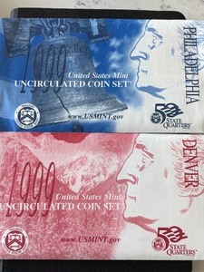 lot 123 image: 1999 P & D Mint Set
