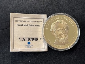 lot 139 image: Lincoln Gold Plated Medallion