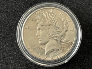lot 13 image: 1923-S Peace Dollar