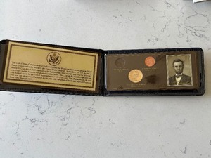 lot 60 image: Lincoln Commemorative Collection