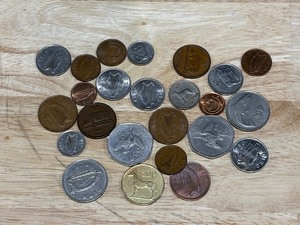 lot 80 image: Irish Coins