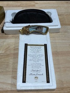 lot 42 image: Wolf Knife