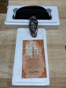 lot 43 image: Fantasy Collector Knife