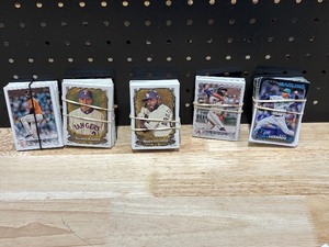 lot 53 image: Assorted Trading Cards