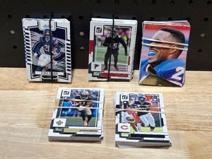 lot 56 image: Assorted Trading Cards
