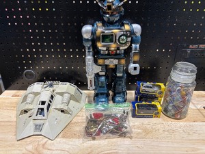 lot 65 image: Marbles, Transformer, Star Wars