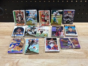 lot 67 image: Assorted Trading Cards