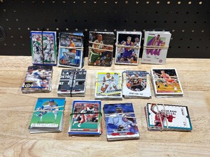 lot 68 image: Assorted Trading Cards