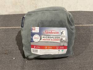 lot 105 image: Sunbeam Queen Blanket Grey Microplush, 12 Heat Settings, 12-Hour Auto Shut-Off, Electric Heated Blanket with Controller