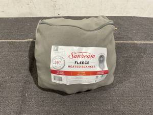 lot 110 image: Sunbeam Full Blanket Grey Fleece, 12 Heat Settings, 12-Hour Auto Shut-Off, Electric Heated Blanket with Controller