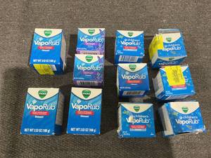 lot 142 image: LOT OF 11 Vicks Vapor Rub