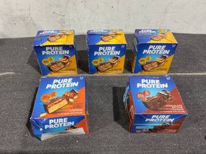 lot 146 image: LOT OF 5 Pure Protein Bars 12 Ct