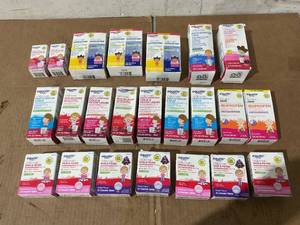 lot 258 image: LOT OF Childrens Medicine