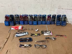 lot 262 image: LOT OF 28 Reading Glasses