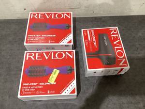 lot 616 image: LOT OF 3 Revlon Hair Tools