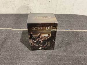lot 180 image: Gossip Girl The Complete Series (DVD)