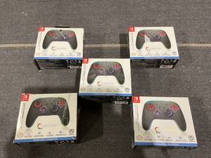 lot 181 image: LOT OF 5 PowerA Enhanced Wireless Controller for Nintendo Switch with Lumectra