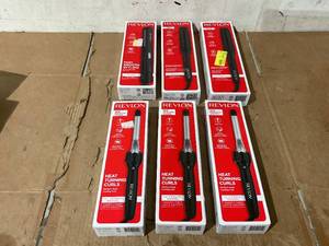 lot 282 image: LOT OF 6 Revlon Hair Tools