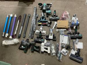 lot 364 image: Miscellaneous Vaccum Parts