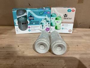 lot 368 image: LOT OF 3 Tommee Tippee Bottles