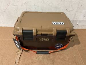 lot 6 image: YETI Loadout GoBox 30