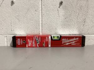 lot 519 image: Milwaukee 16 REDSTICK Magnetic Box Level