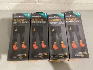 lot 540 image: LOT OF 4 Action Heat Unisex Black Cotton AA Heated Sock- LargeX-Large