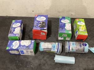 lot 657 image: LOT OF Garbage Bags