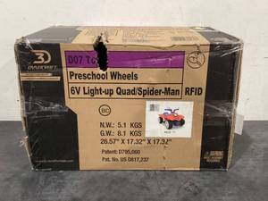 lot 660 image: Dynacraft Spider-Man 6- Volt Boys Ride-on for Ages 1.5 - 3 Years