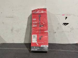 lot 62 image: Milwaukee M18 FUEL String Trimmer w QUIK-LOK 2825-20ST