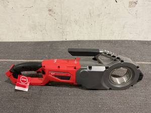 lot 60 image: Milwaukee M18 Fuel Pipe Threader 2 with ONE-KEY