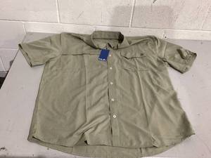 lot 576 image: XL HUK Tide Point Solid Short Sleeve Shirt, Button Down